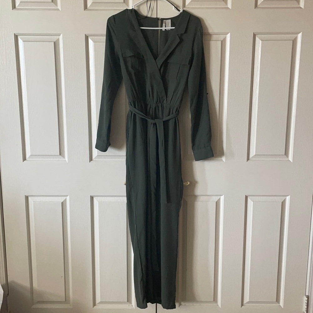 Jumpsuit in size small army green